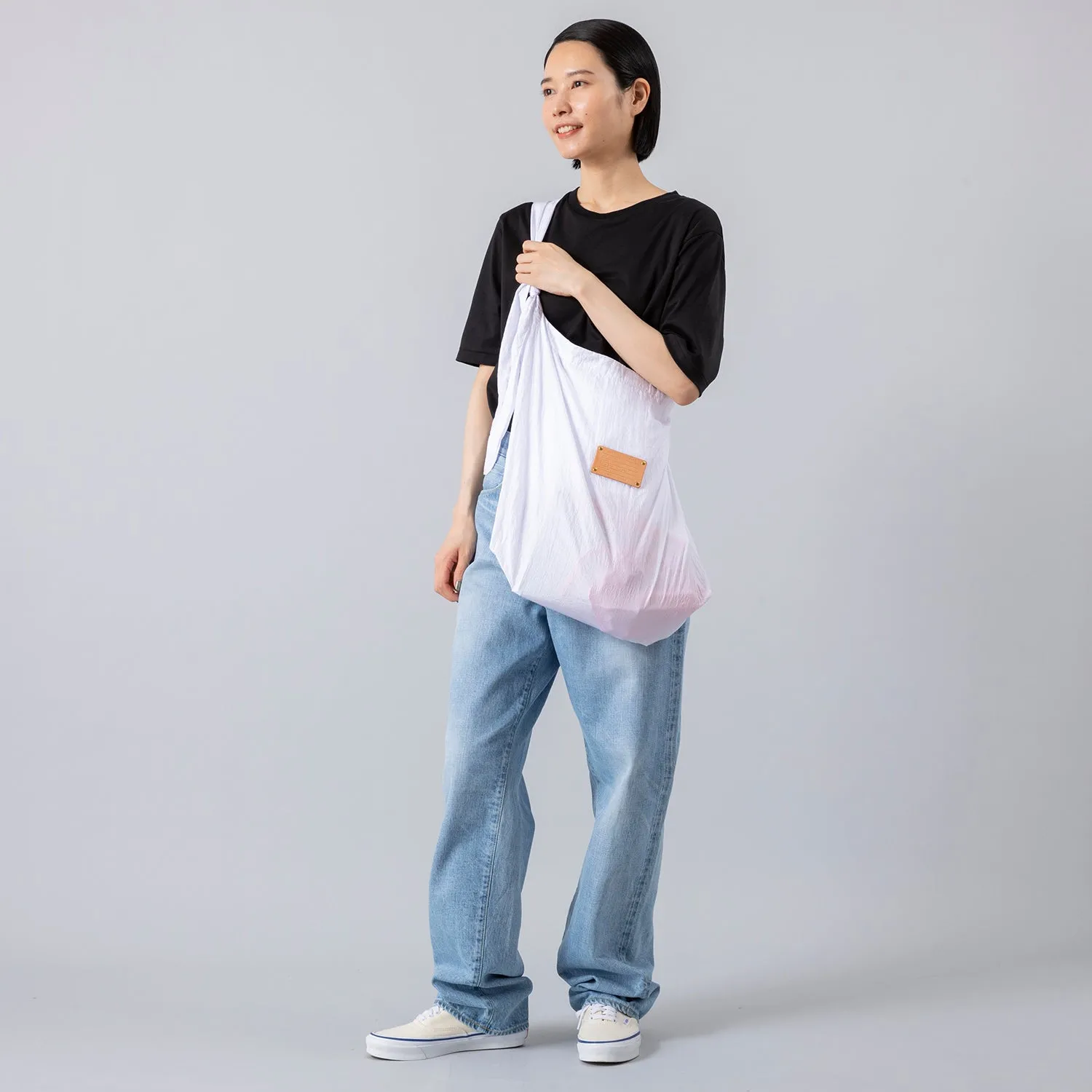 1/2HALF | ハーフ　NYLON PACKABLE