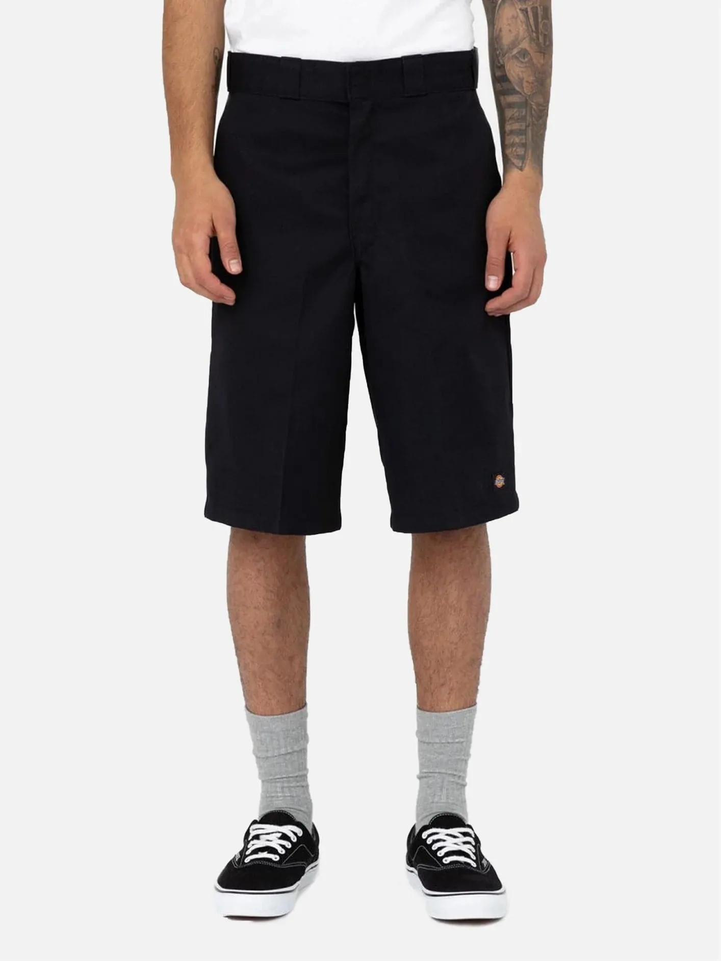 13 Inch Multi Pocket Shorts "Black"