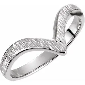 14K White Grooved "V" Ring