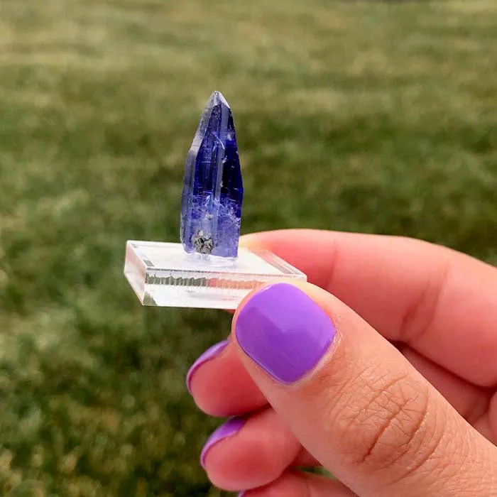 18.68ct Raw Blue Violet Tanzanite Crystal
