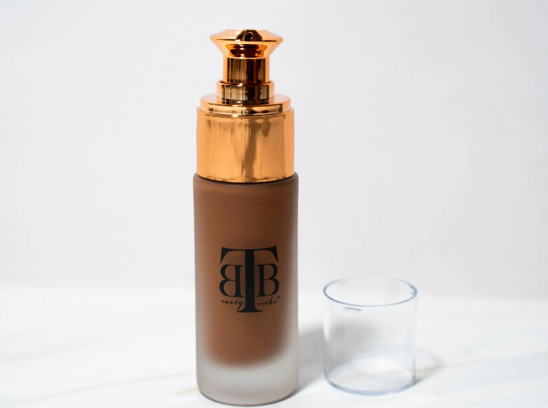24H Waterproof Full-coverage Matte Foundation