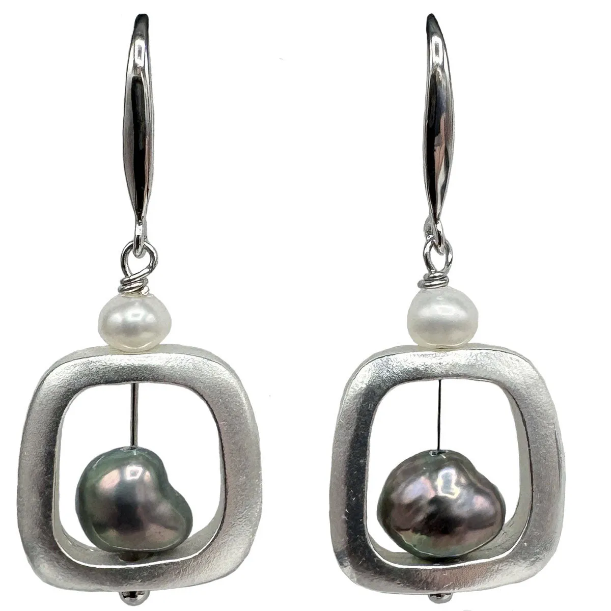 349-BLACK-S | THE MOD EARRINGS (BLACK ON SILVER)