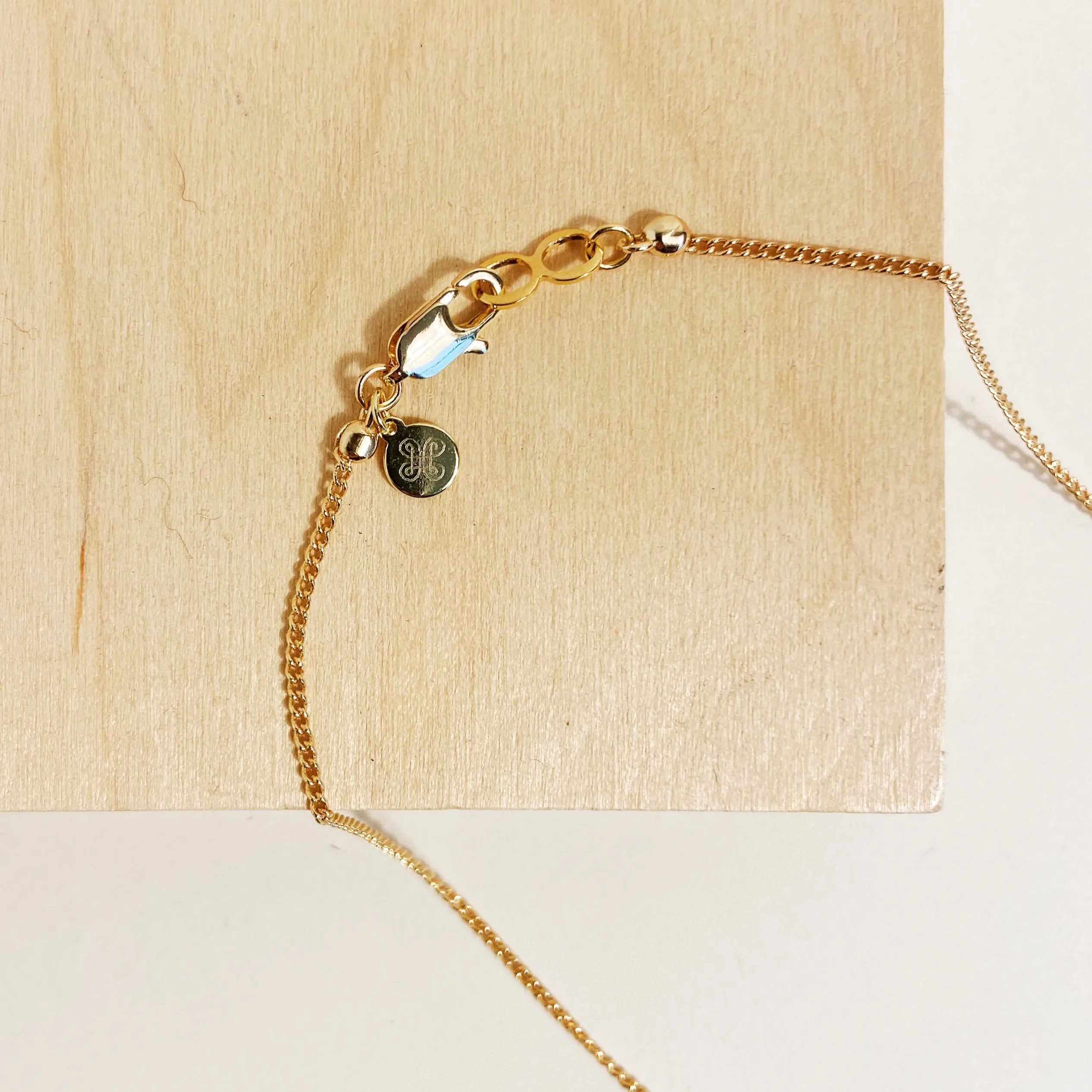 Abstract Necklace in Hibiscus