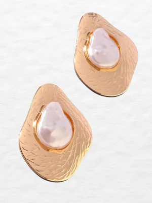 Abstract Pearl Stone Earring