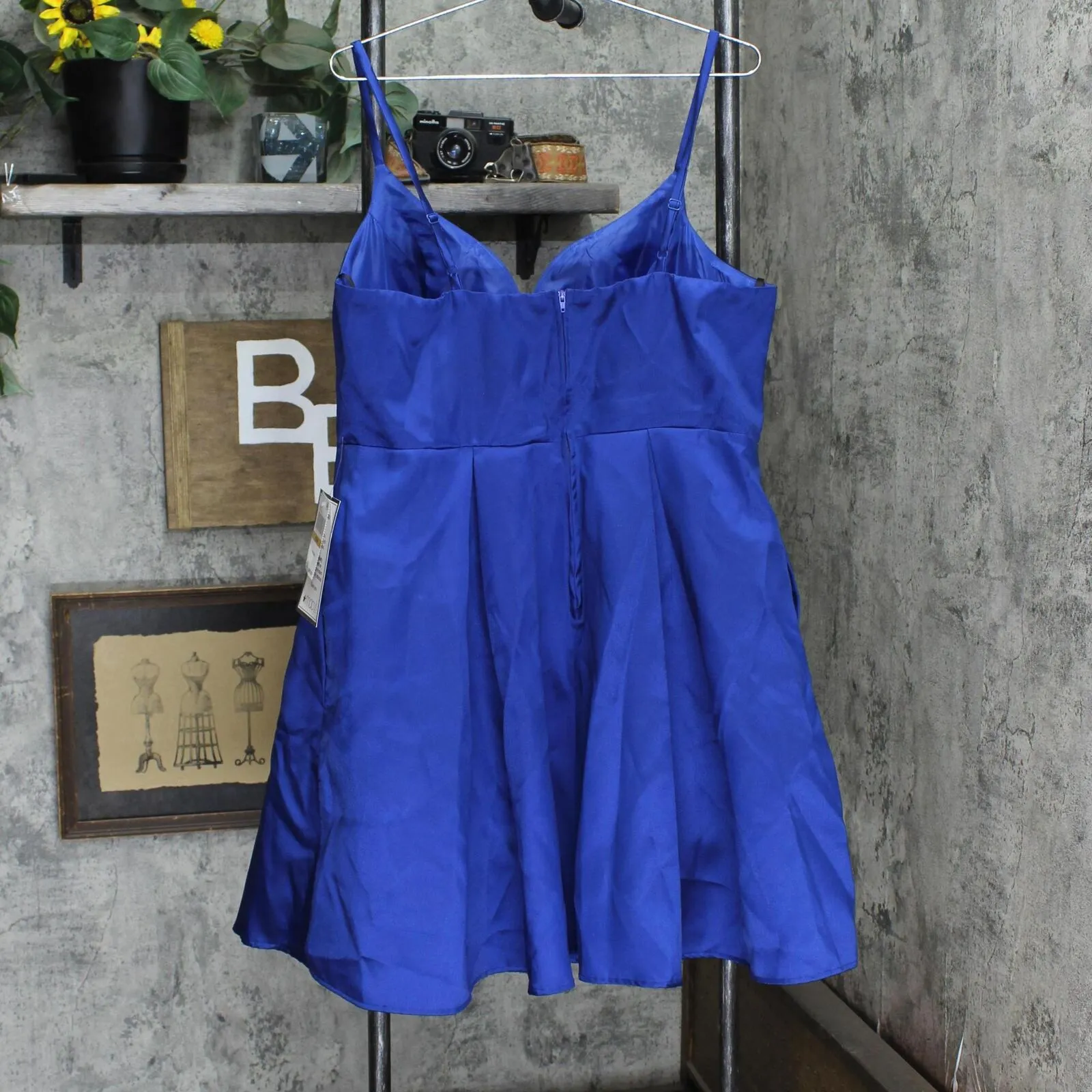B. Darlin Plus Rhinestone V-Neck Cocktail and Party Dress 8018921 Royal Blue 16W