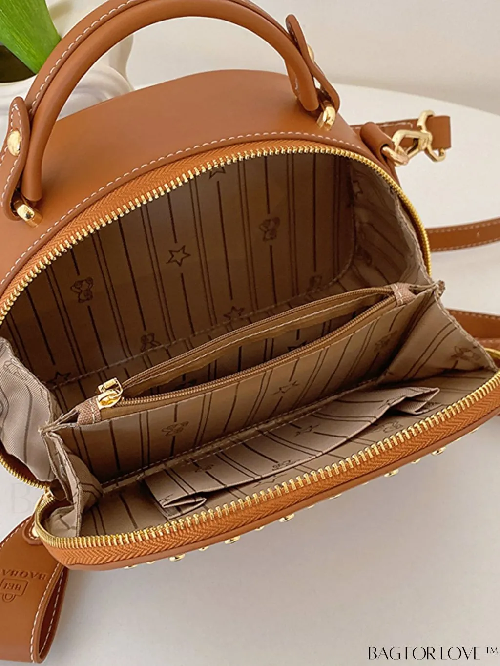 BagForLove - Versatile Bear-shaped Cartoon Box Bag: Fashionable and Functional Handbag