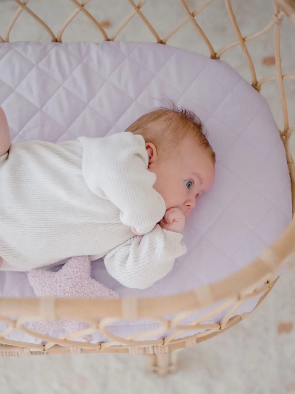 Bambella Waterproof Bassinet Sheet | Lavender Haze