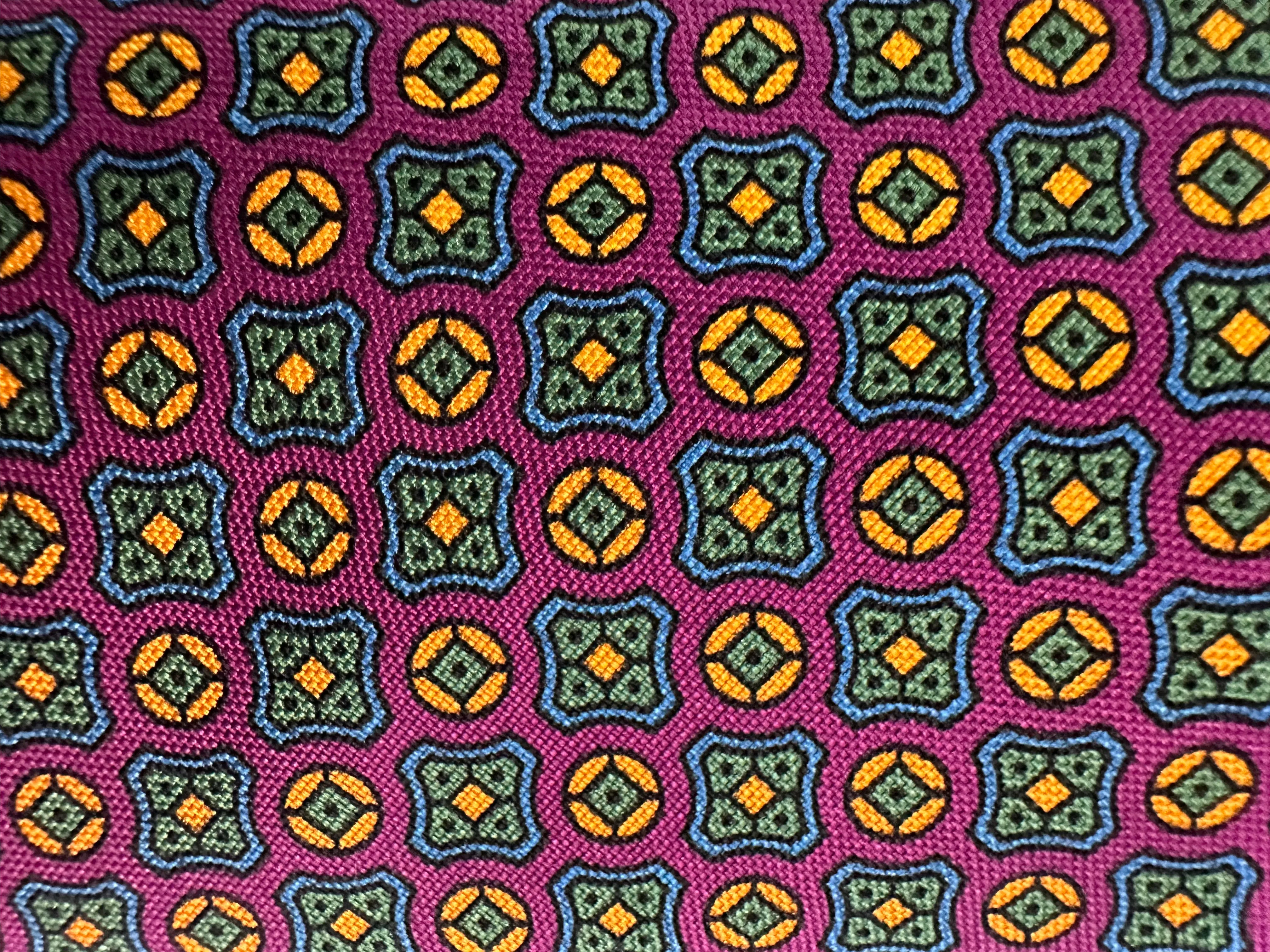 Begonia Geometric Tie