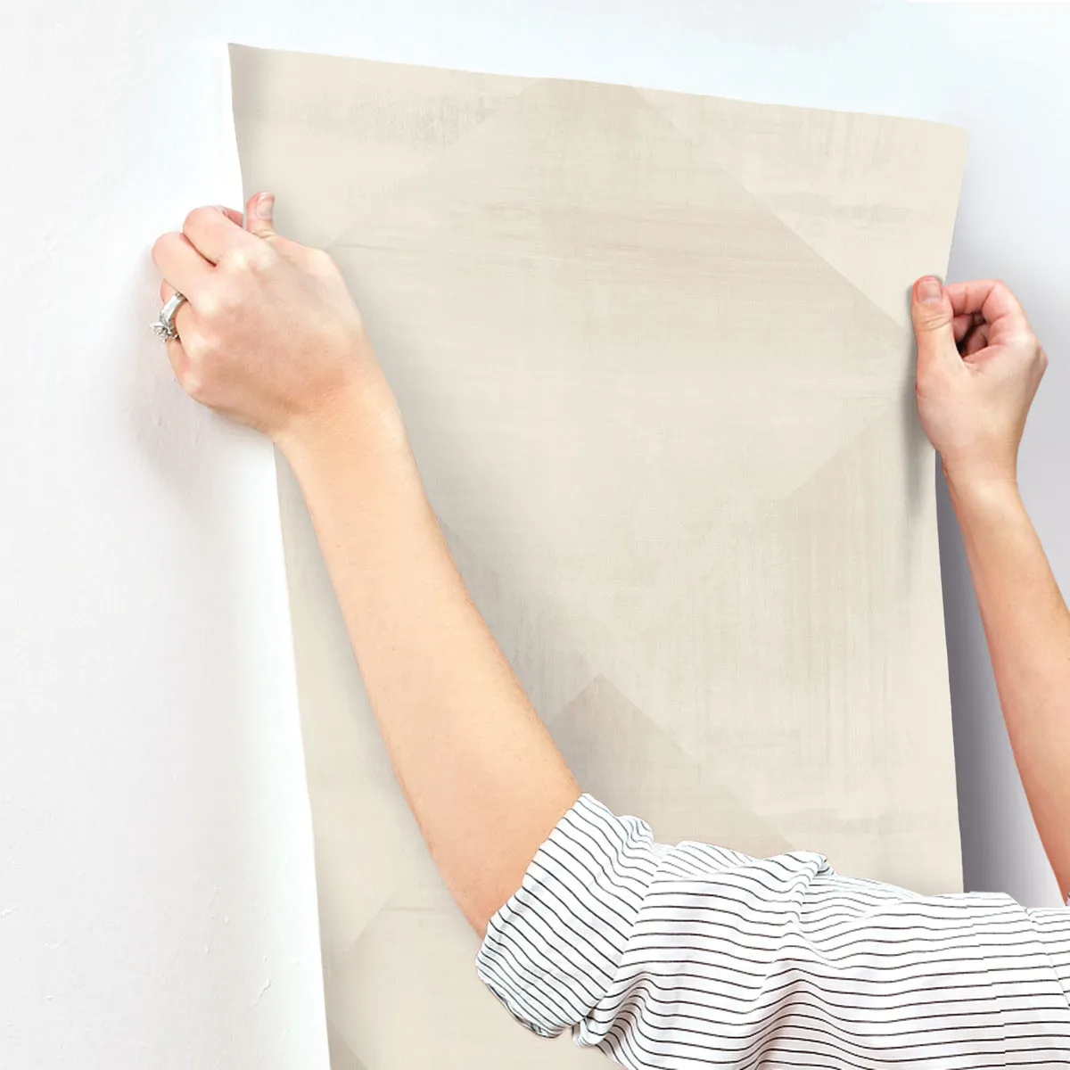 Beige In Clay Wallpaper (60 sq.ft.)