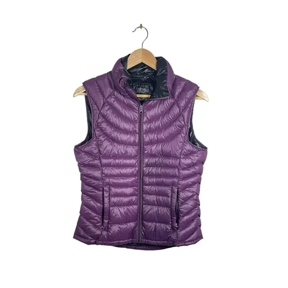 Bernardo Women’s Goose Down Packable Puffer Vest in Purple Size S