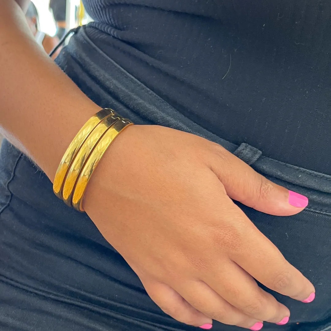 BIBI BANGLE