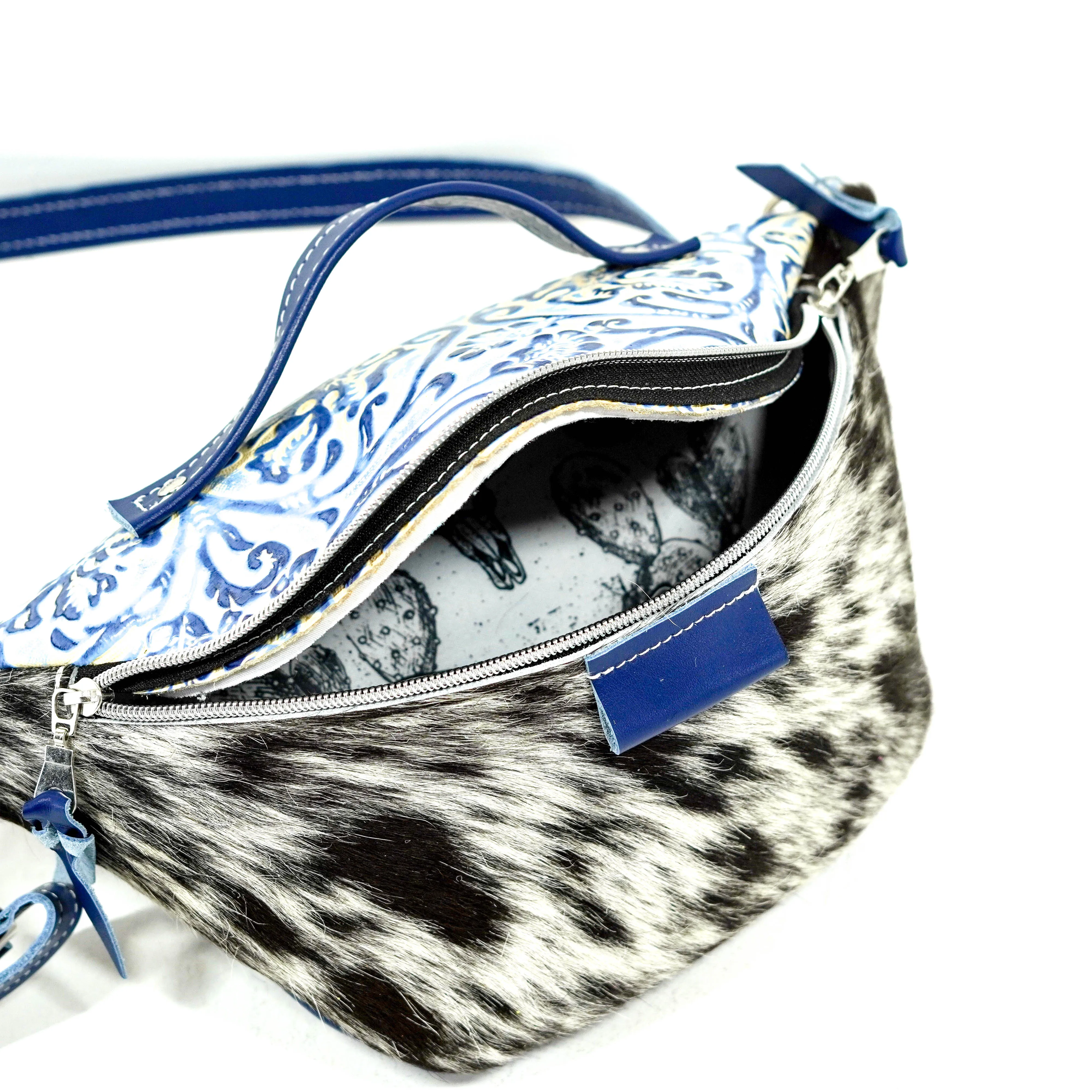 Bum Bag - Black & White w/ Galaxy Tool