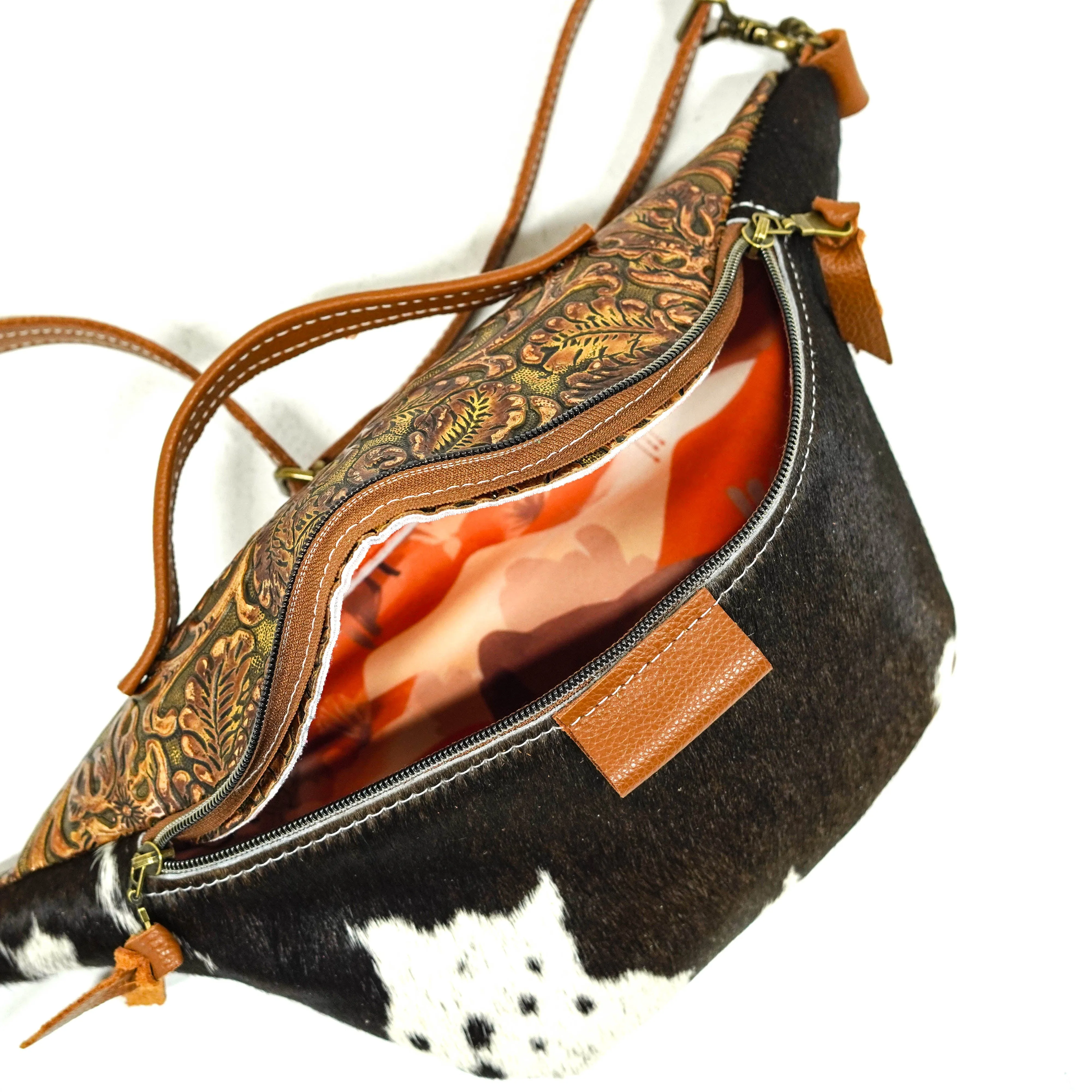 Bum Bag - Black & White w/ Wyoming Tool
