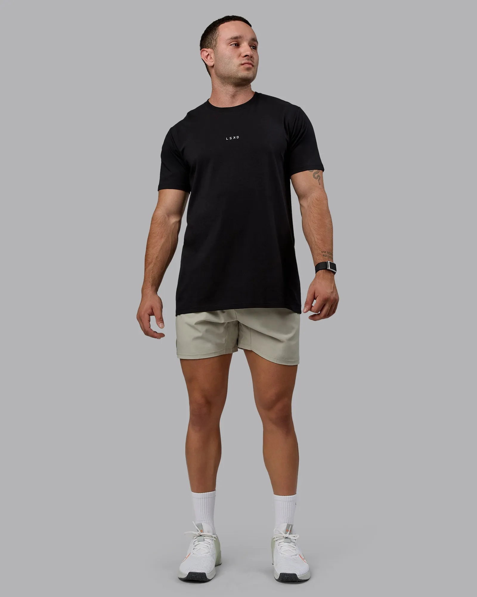 Challenger 6" Performance Shorts - Sustained Grey
