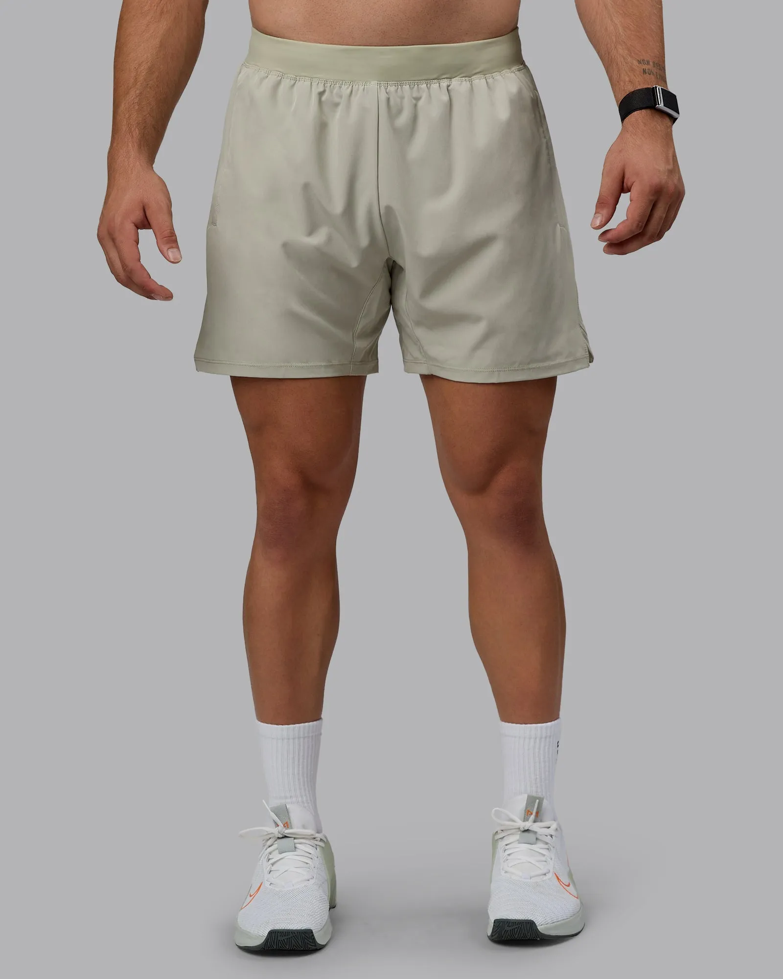 Challenger 6" Performance Shorts - Sustained Grey