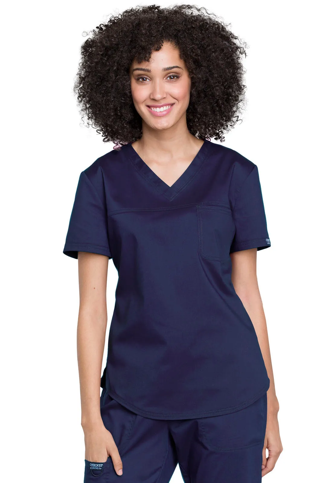CHEROKEE REVOLUTION WOMEN'S TUCKABLE  1 POCKET V-NECK TOP