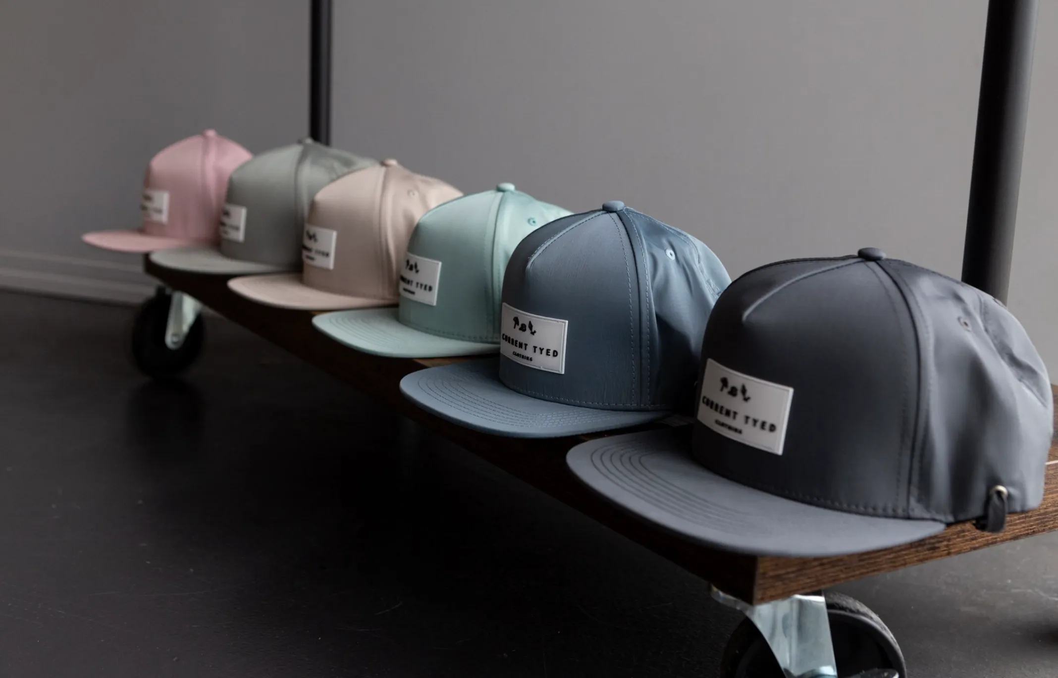 Classic Waterproof Snapbacks - Black