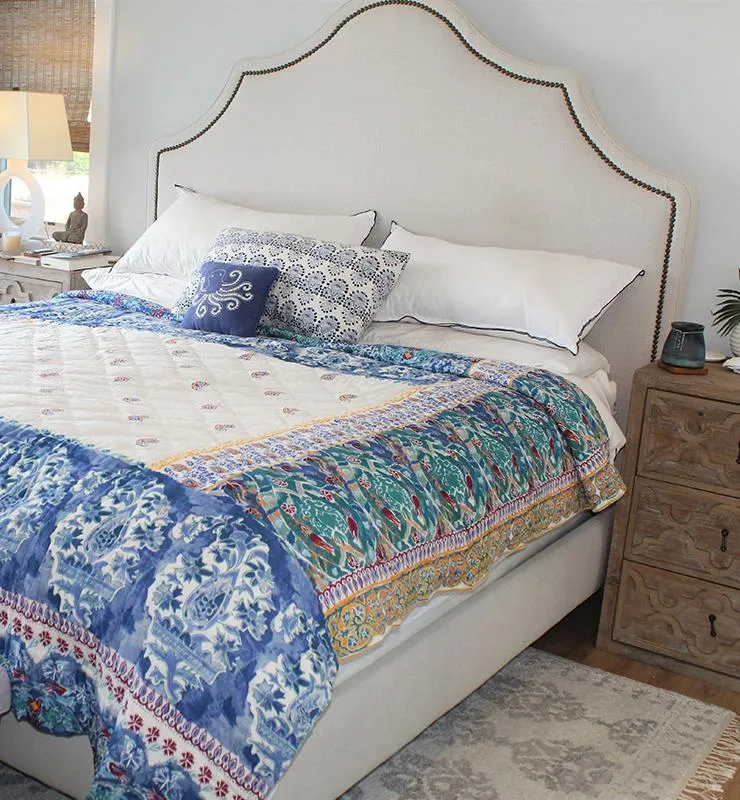 Cotton Quilt With Abstract Floral Design