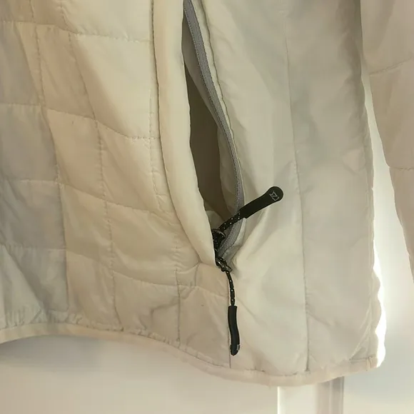 Cutter &amp; Buck Rainier PrimaLoft® Eco Insulated Rainier Popover Quilted Jacket