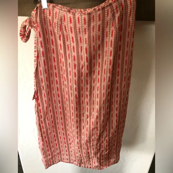 Faherty|Lagos linen wrap skirt, Neutral Hawaii geometric pattern•••Boho style
