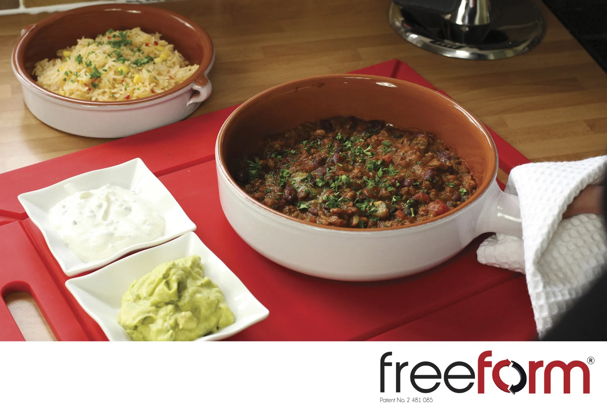 Freeform Tray, Red/Black, Large