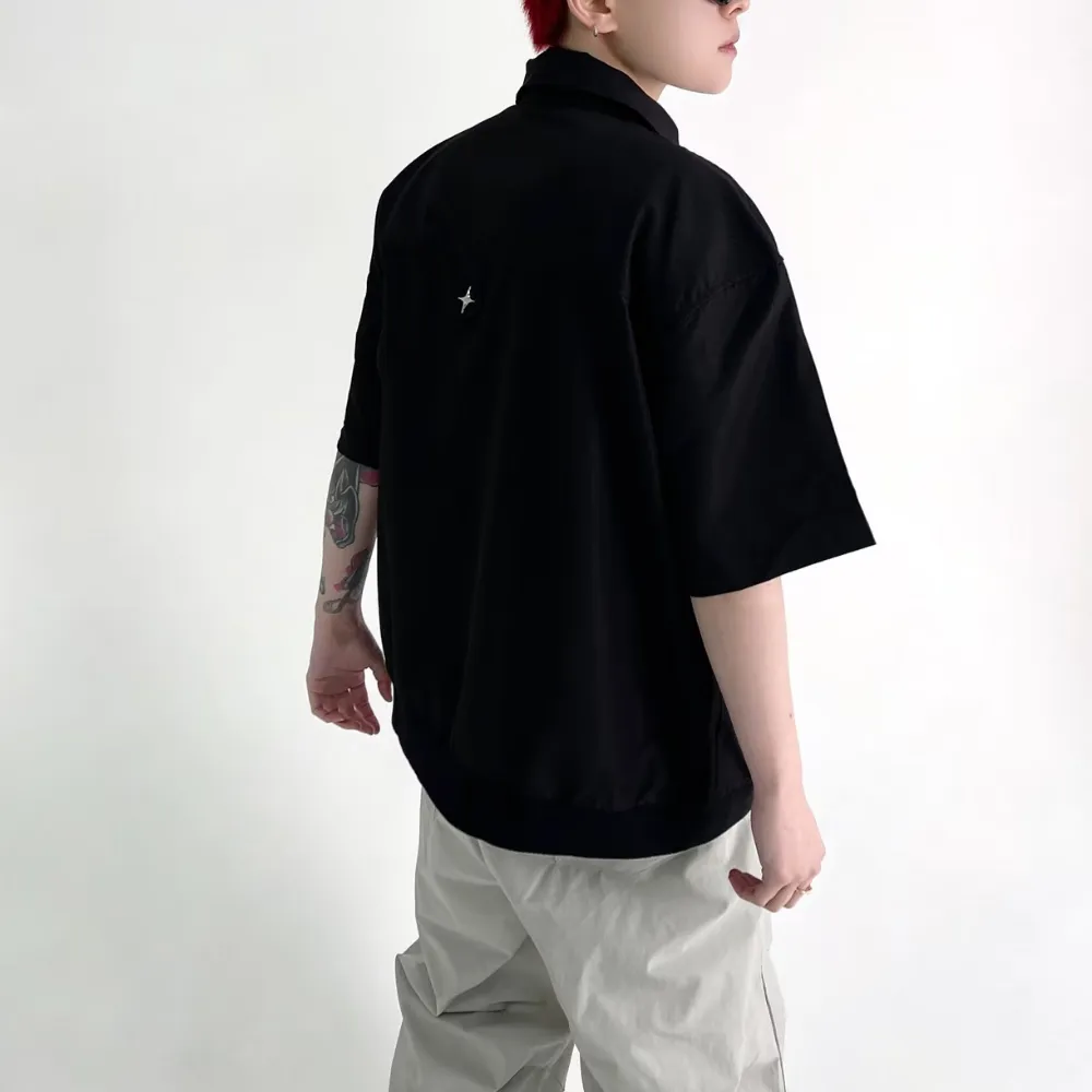 Functional Multi-pocket Plain Shirt