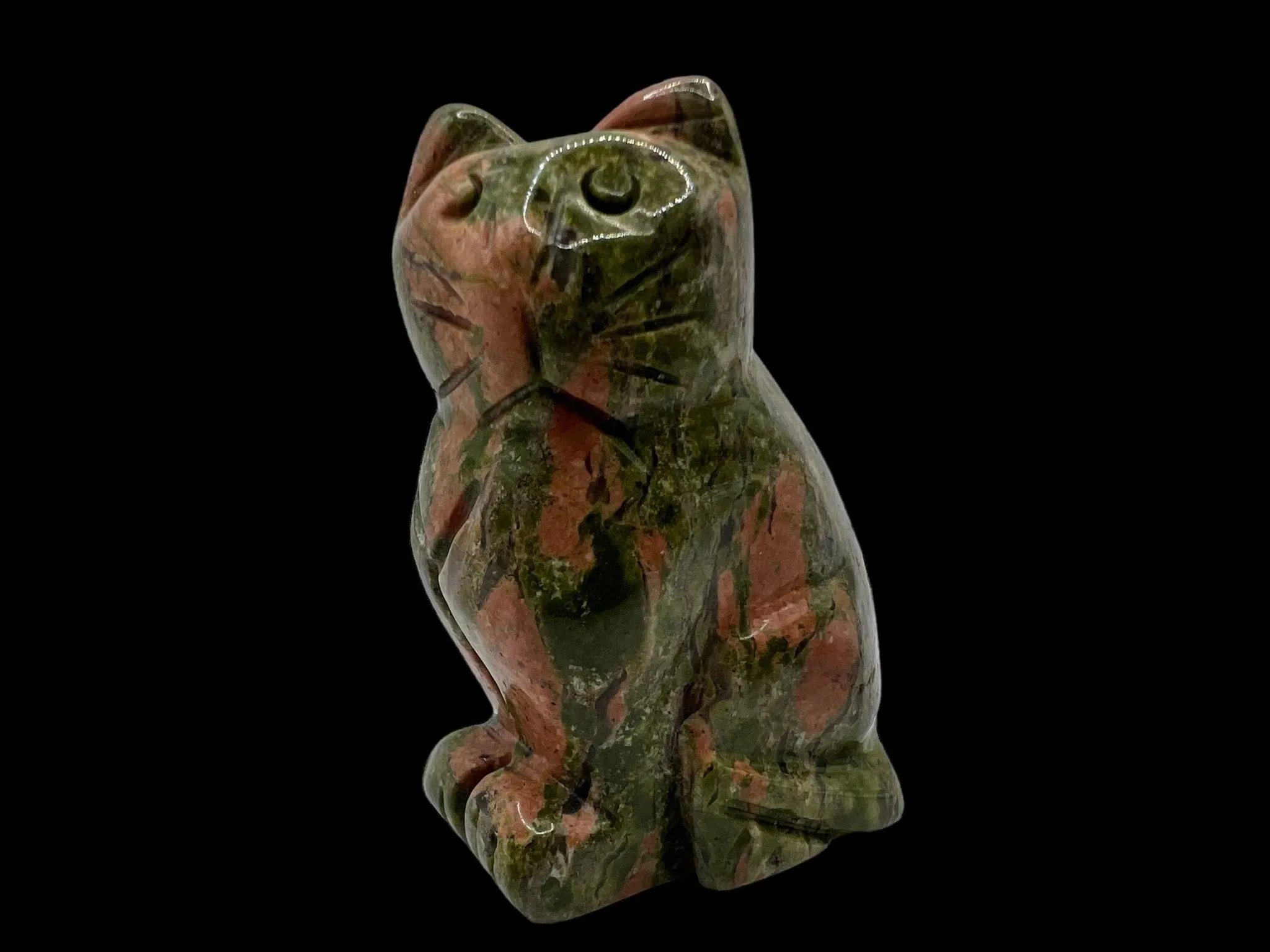 Gemstone Cat Carving