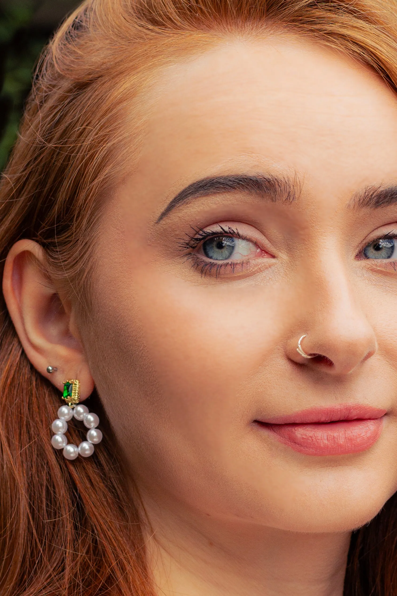 Green Jewel Pearl Garland Earrings