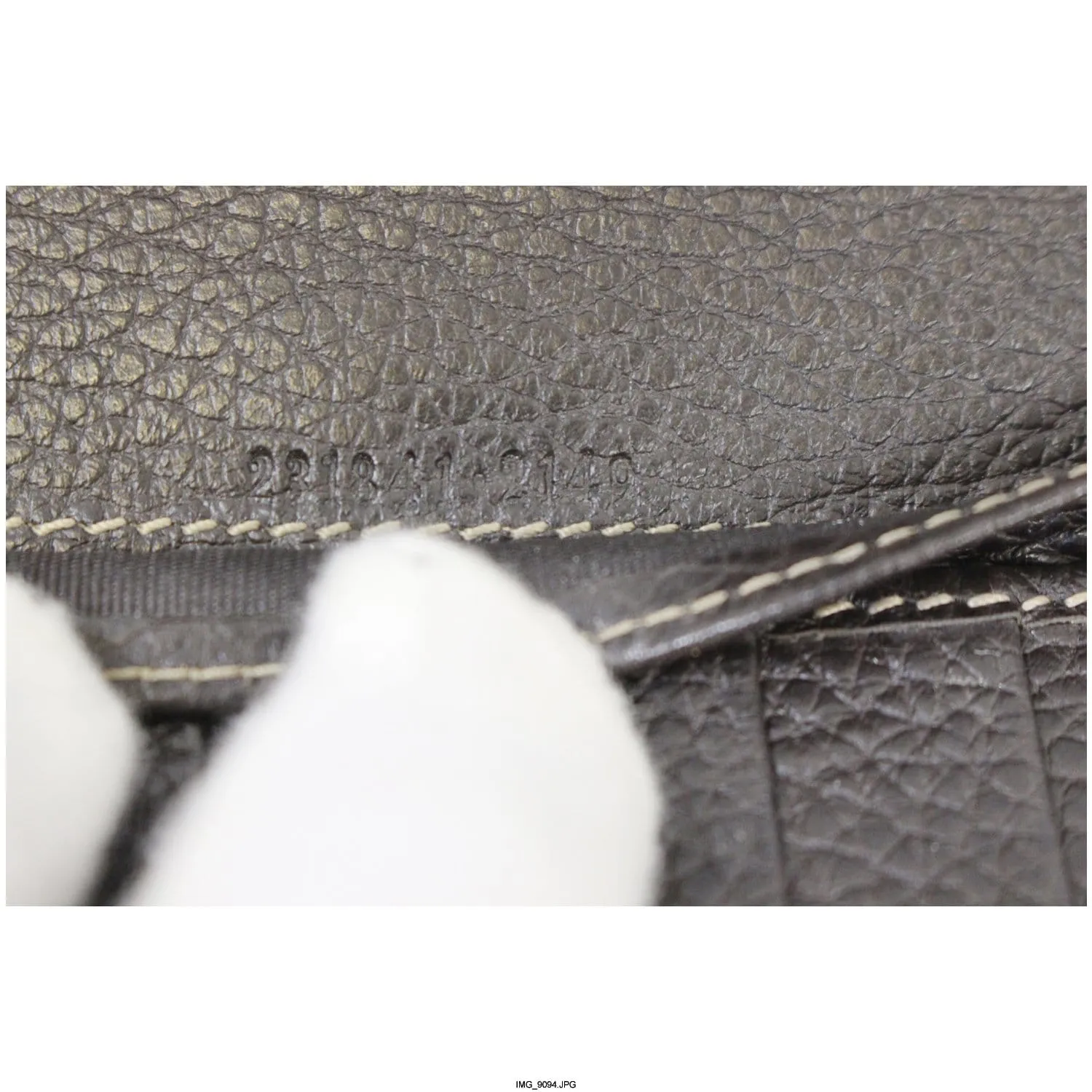 GUCCI Crystal Monogram GG Wallet 231841