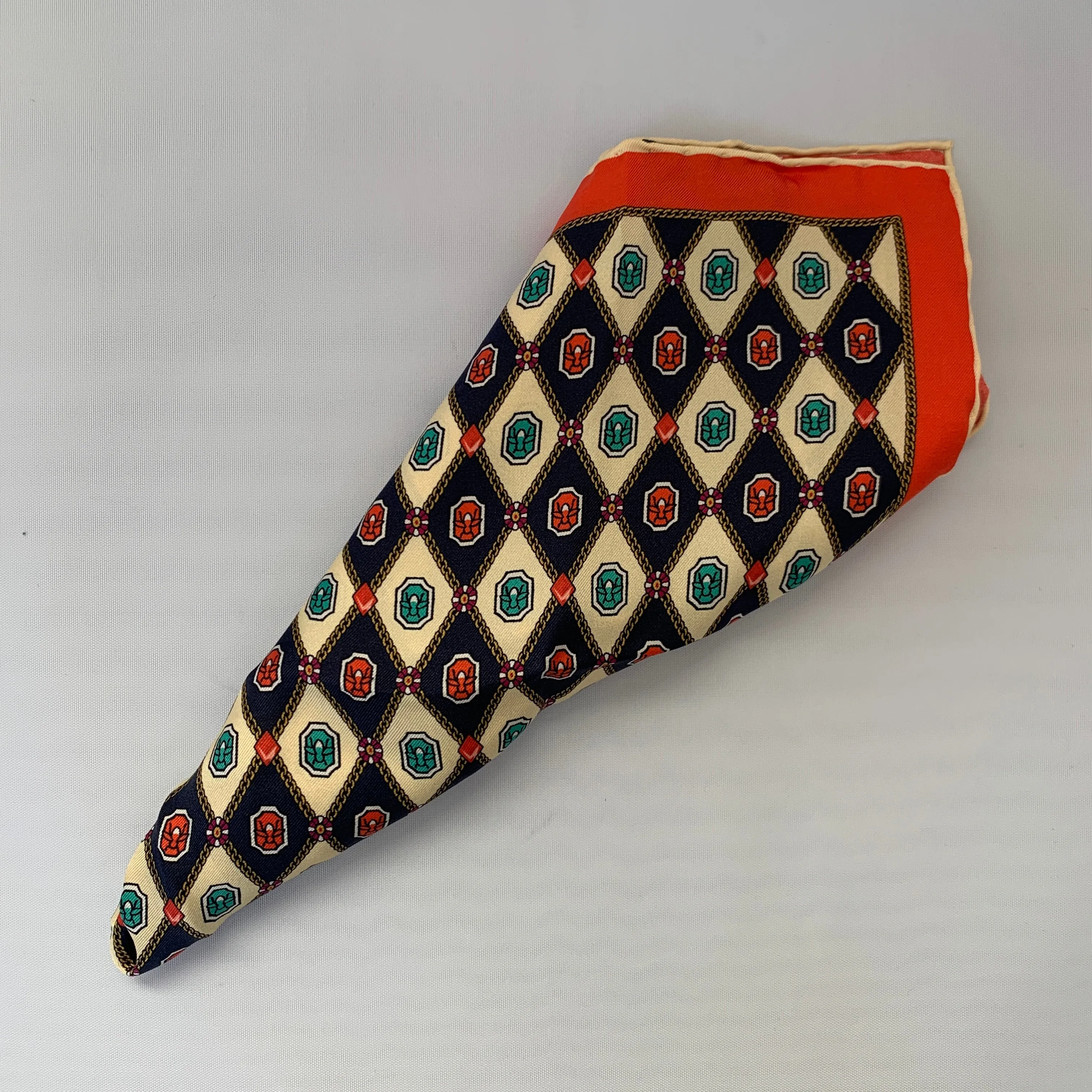 Gucci Geometric Jewel Print Pocket Square in Ivory