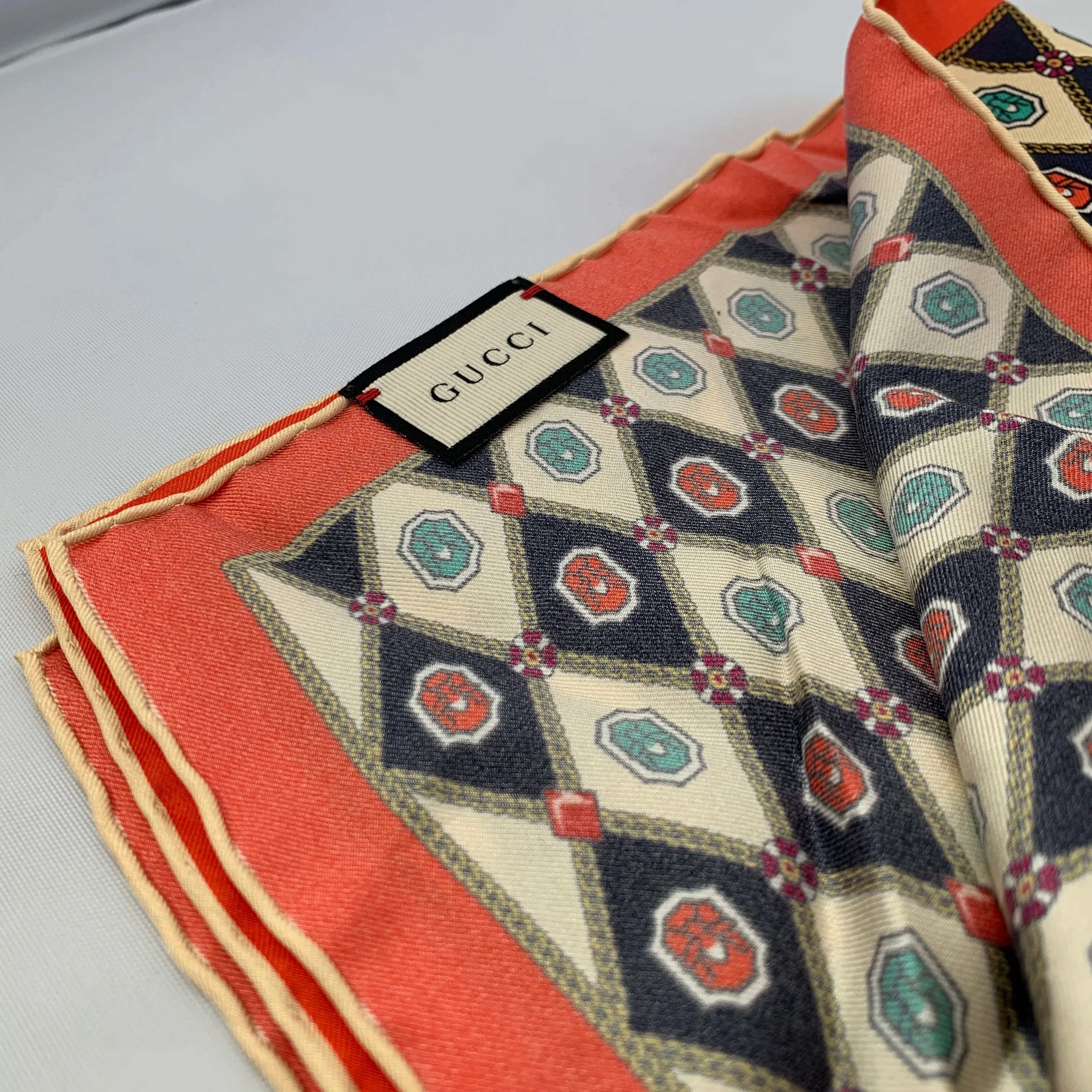 Gucci Geometric Jewel Print Pocket Square in Ivory