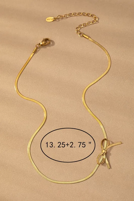 Hestin Bow Choker Necklace