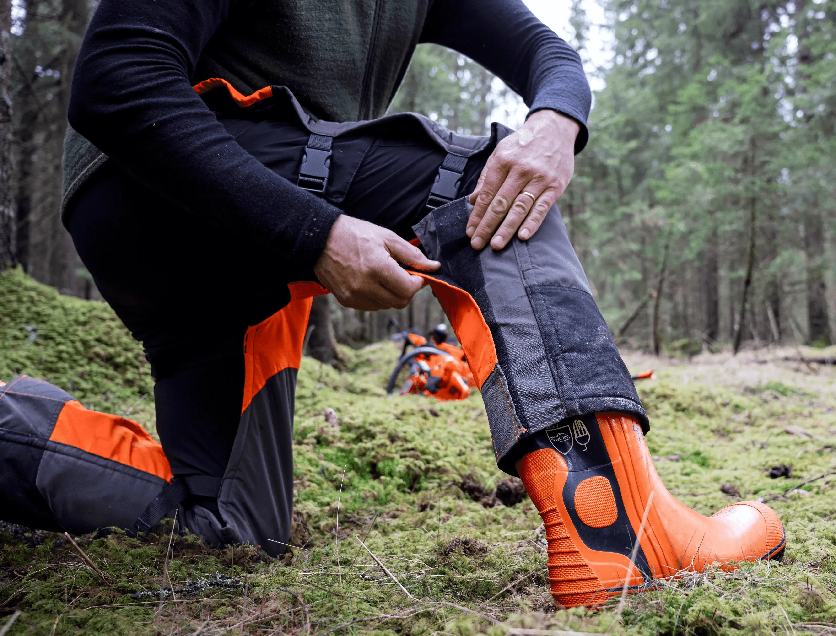 Husqvarna Functional viiltosuojalahkeet