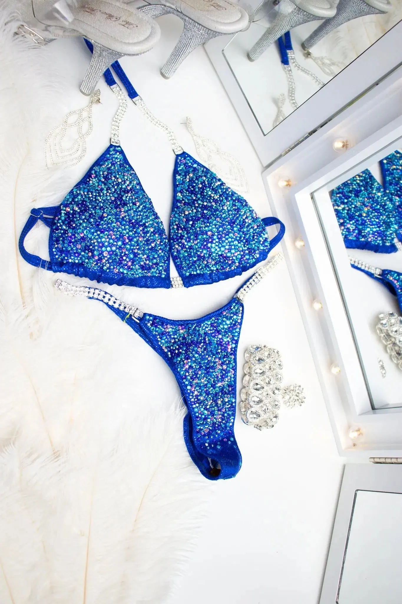 Isa's Electric Blue Radiance