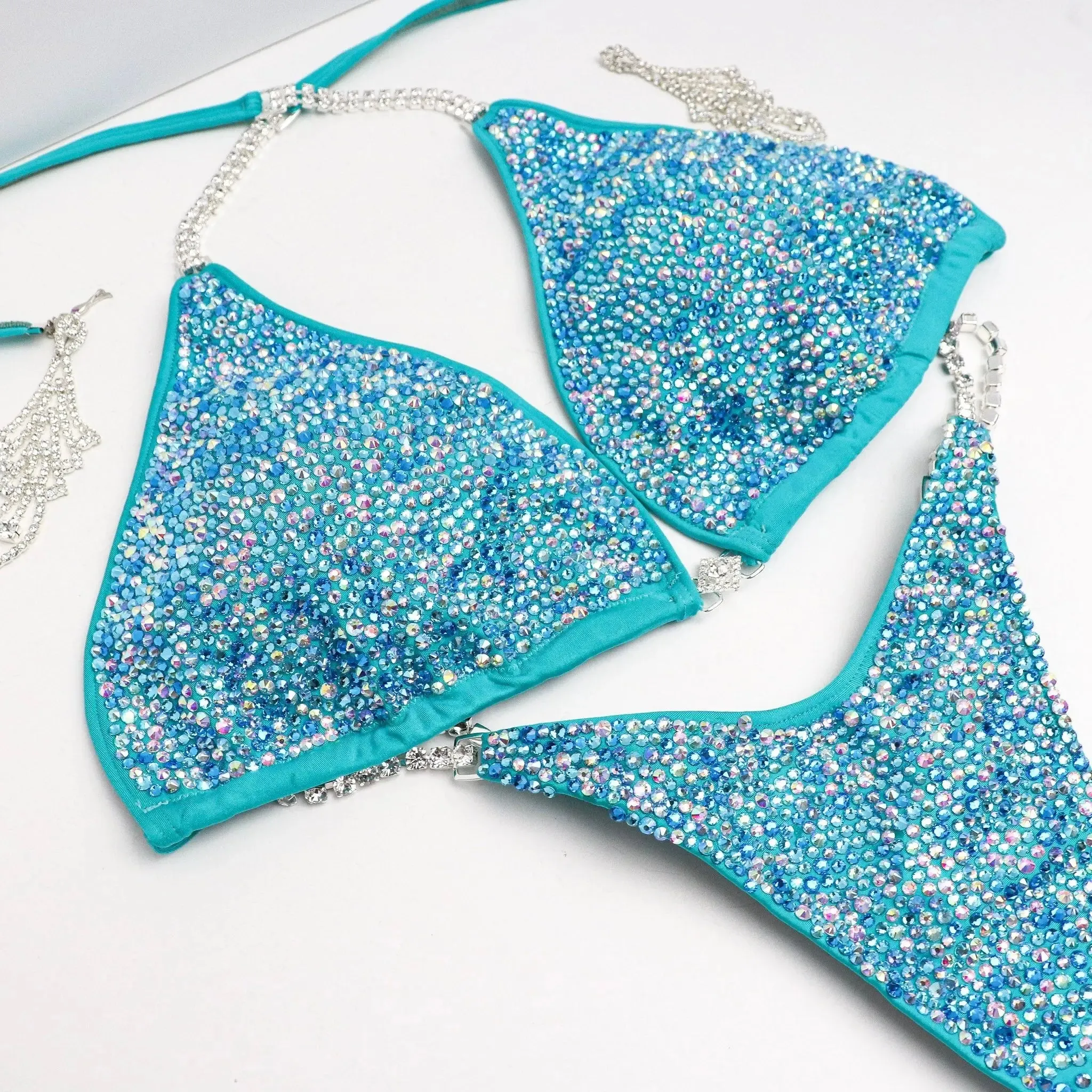 Isa's Matte Aqua Radiance