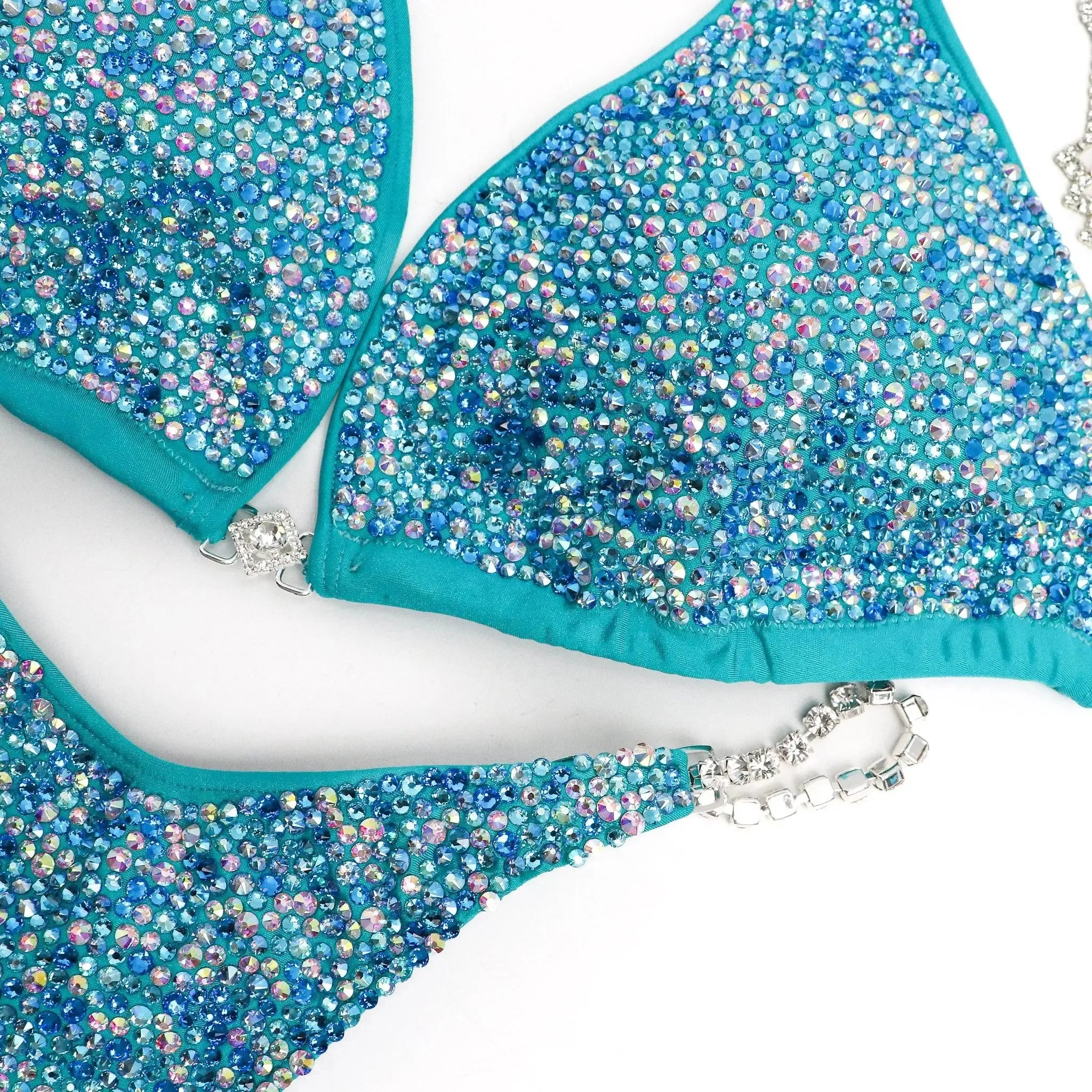 Isa's Matte Aqua Radiance