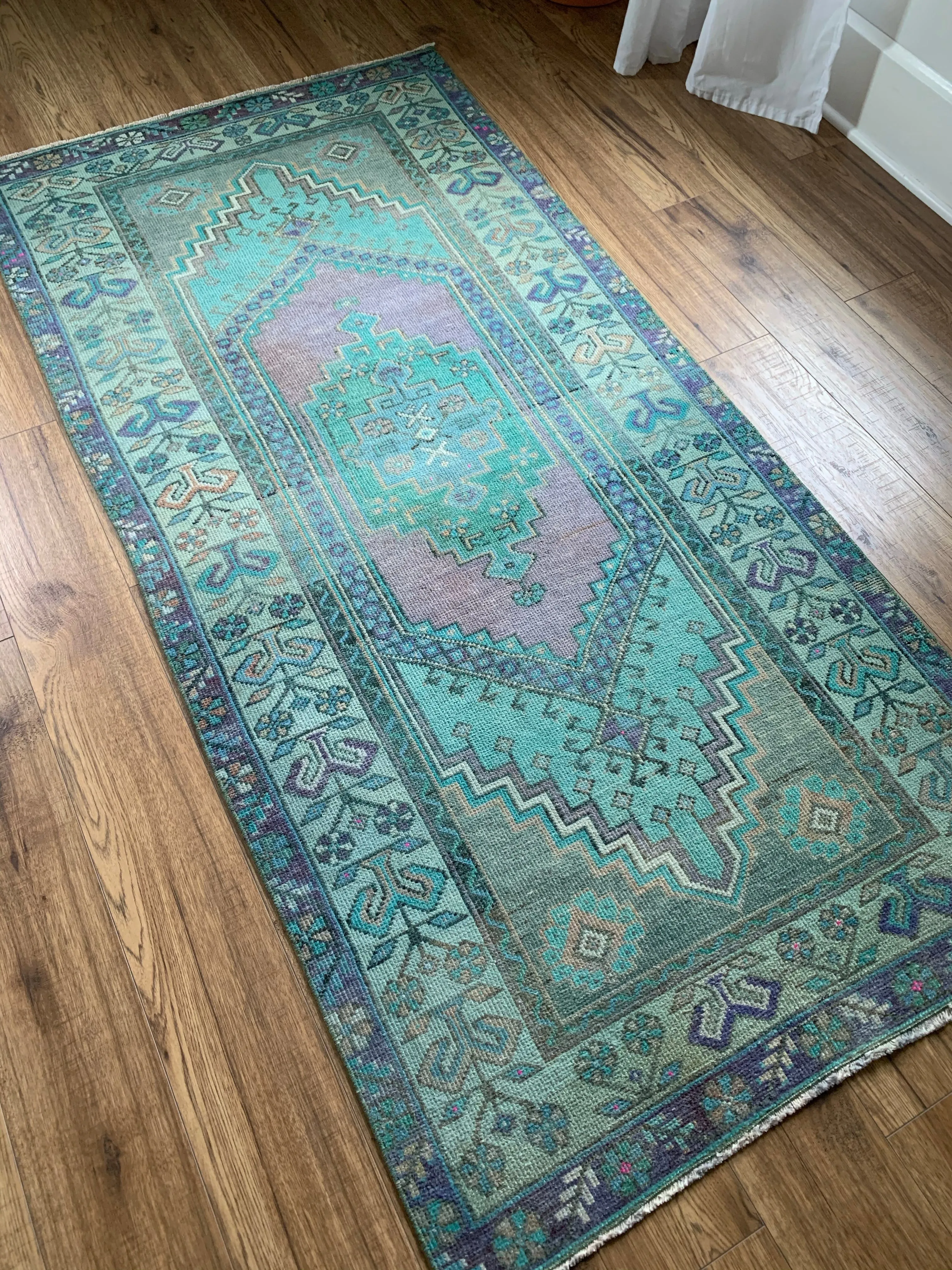 Jewel 3'2 x 6'7