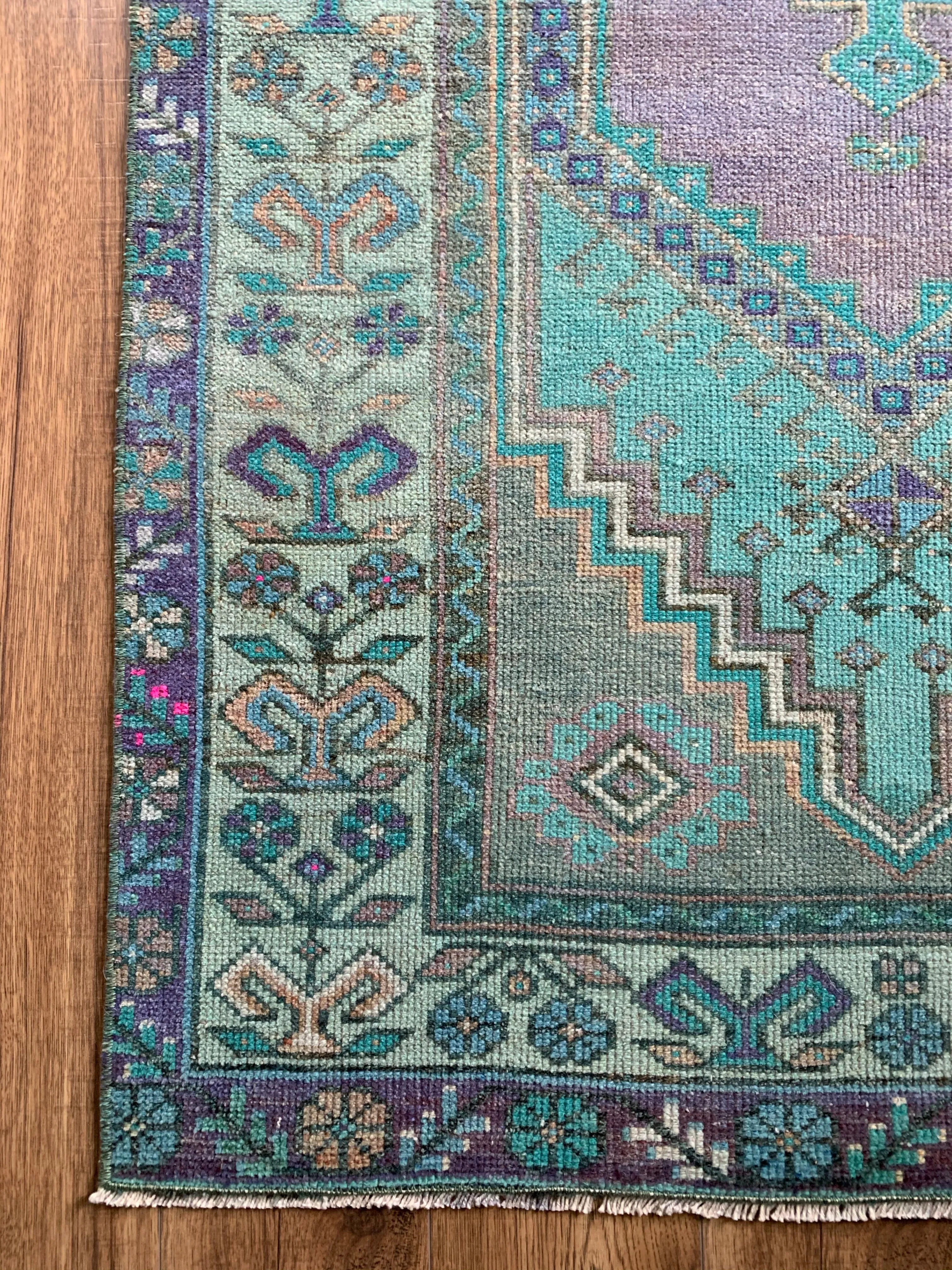 Jewel 3'2 x 6'7