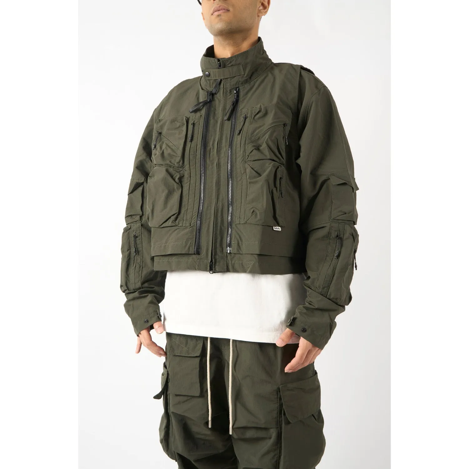 LAKH Twenty Pockets Half Jacket Army Green