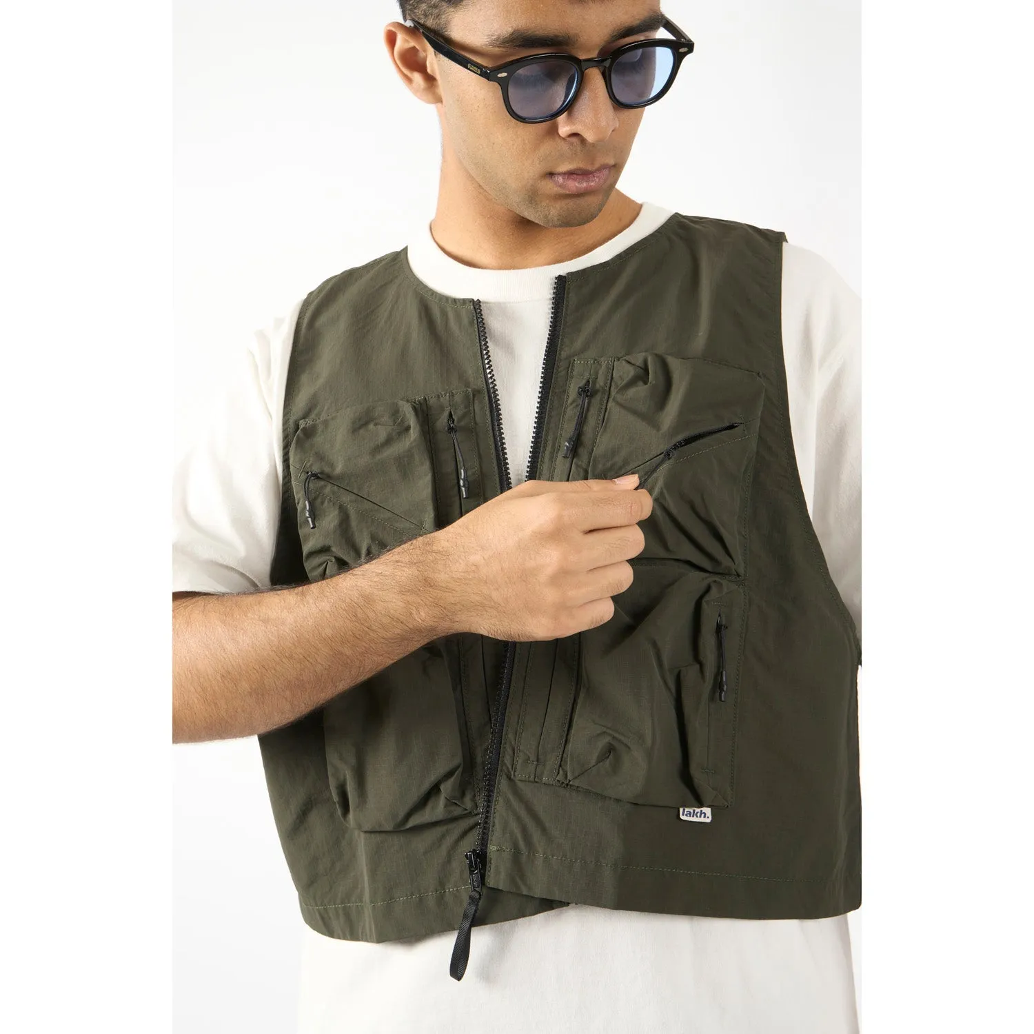 LAKH Twenty Pockets Half Jacket Army Green