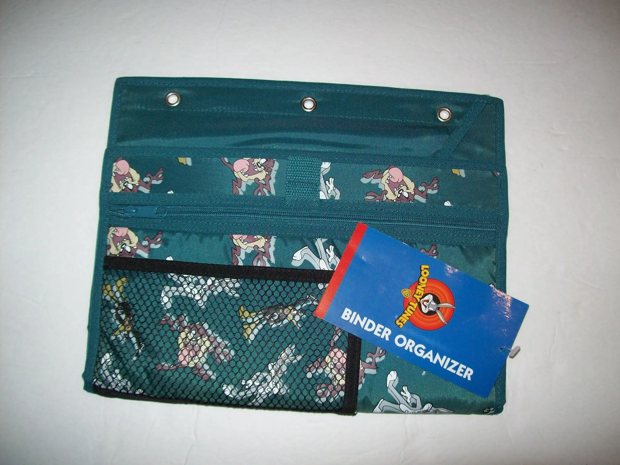 Looney Tunes 3 Ring Binder Organizer