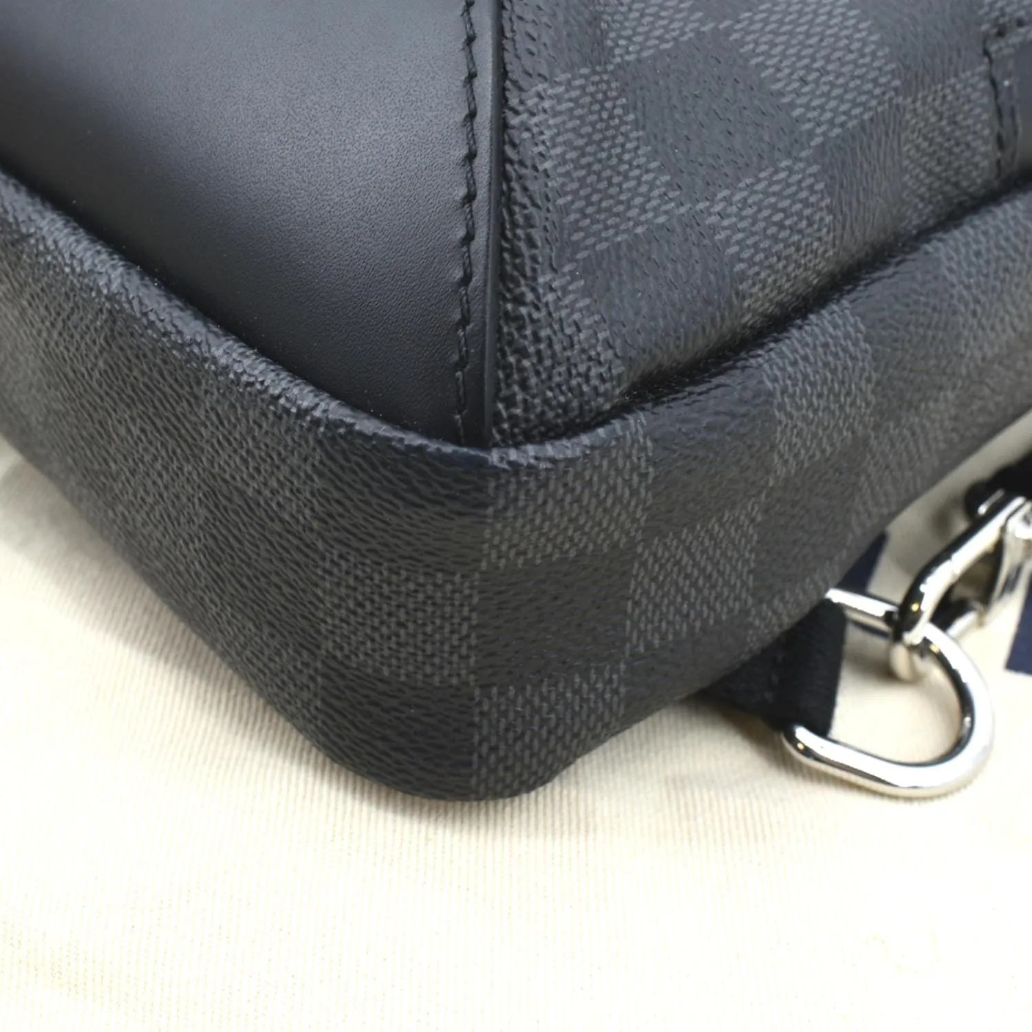 LOUIS VUITTON Avenue Sling Damier Graphite Backpack Bag Black