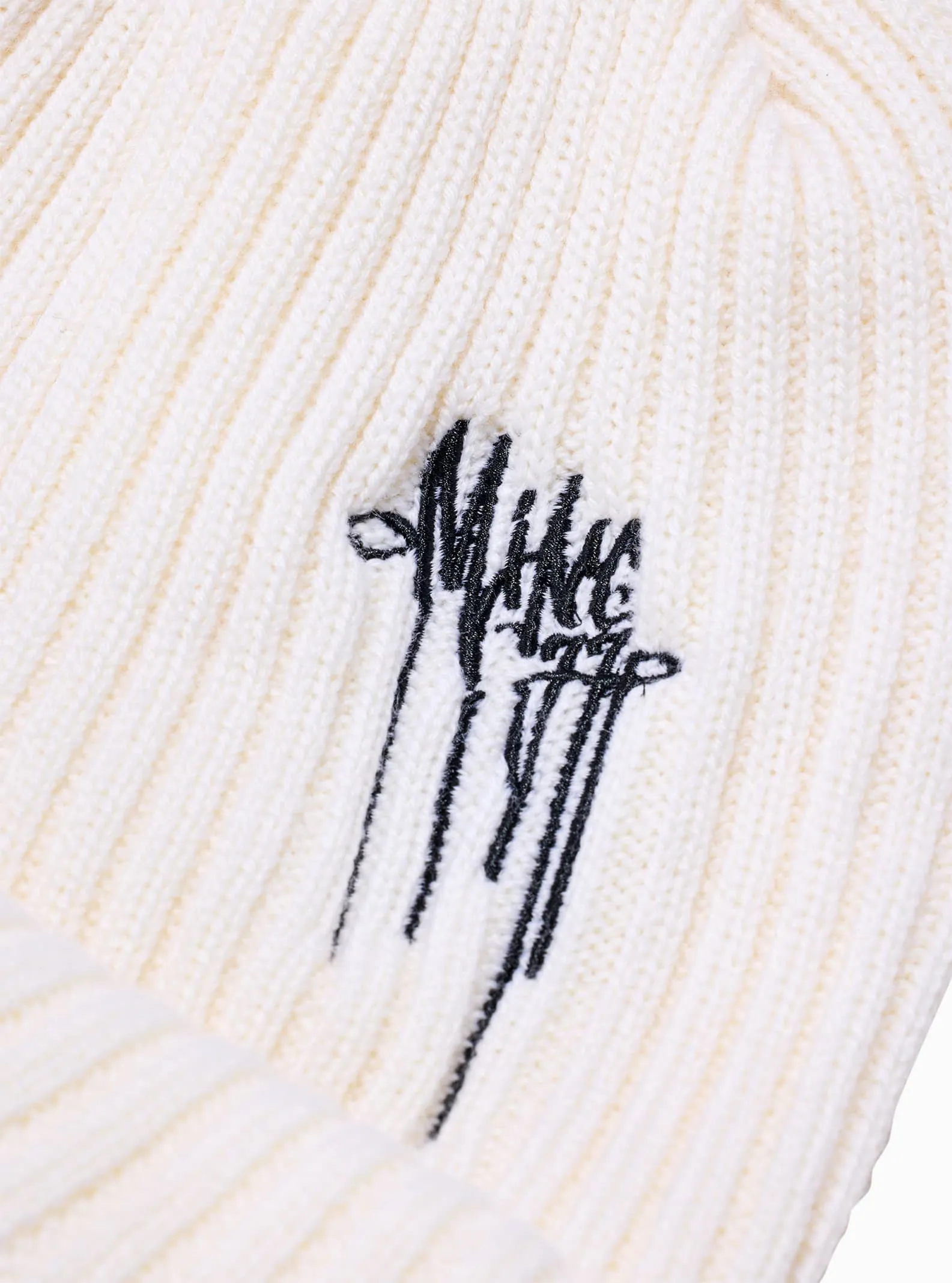 MINE77 Knit Beanie
