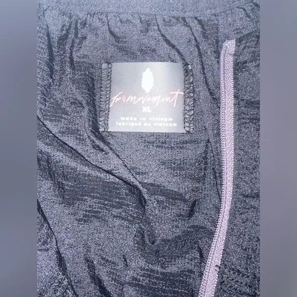NWT Great Escape Run Windbreaker Black Combo XL