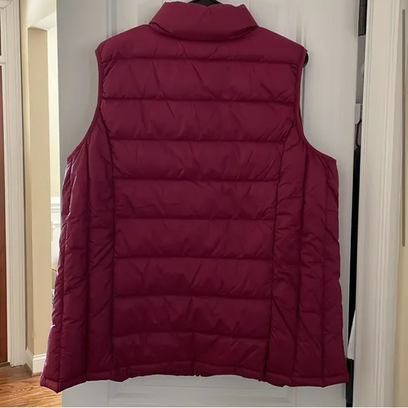 NWT Market &amp; Spruce Down Quilted Full Zip Packable Vest Burgundy