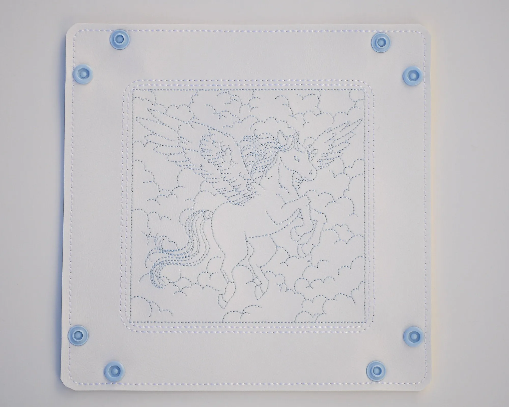 Pegasus Dice Tray