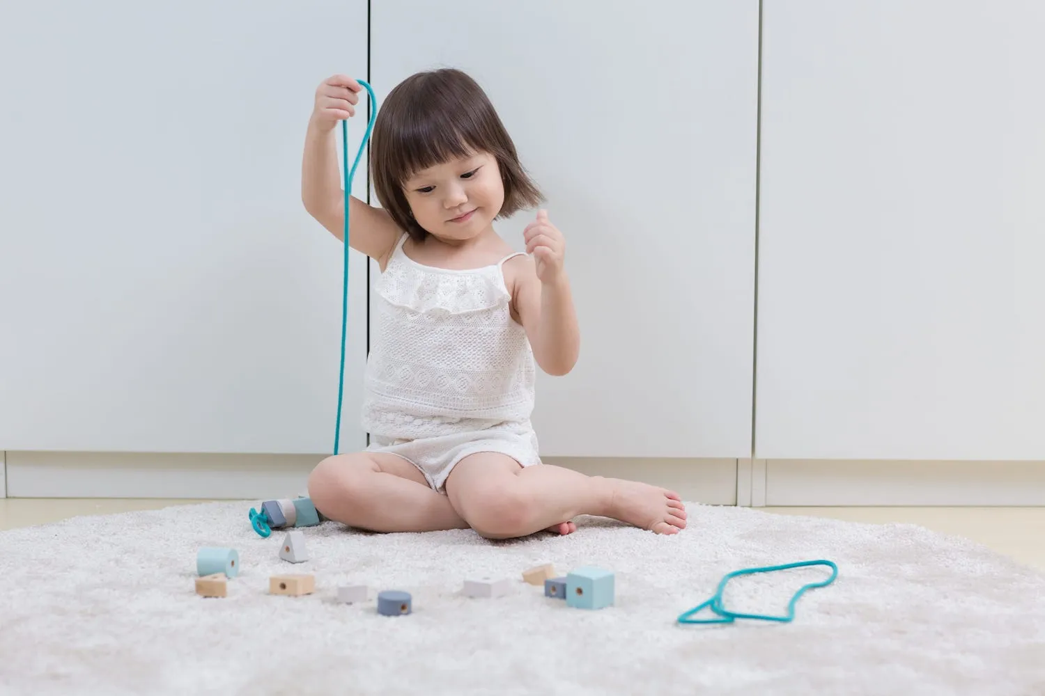 Plan Toys - Geo Lacing Beads