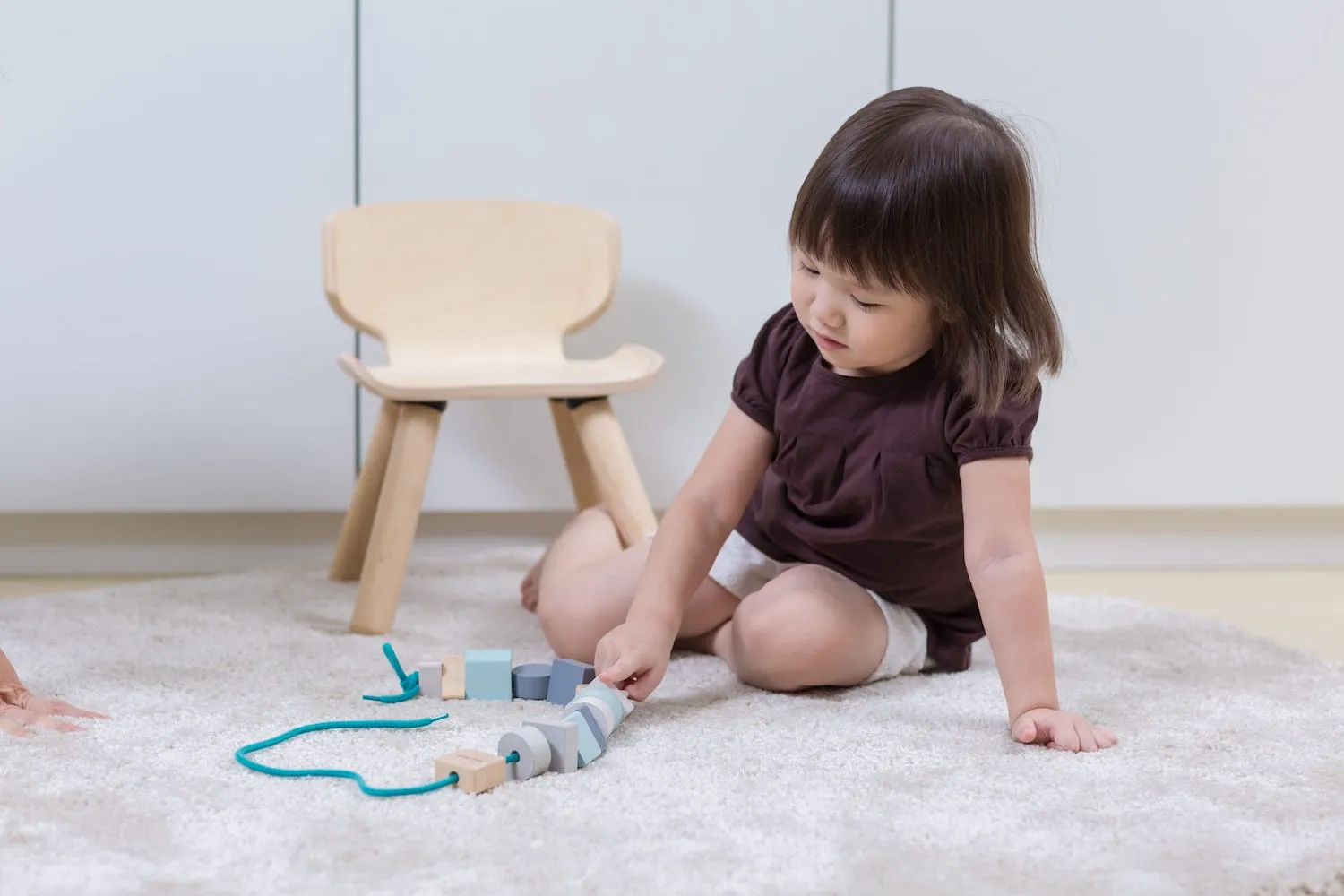 Plan Toys - Geo Lacing Beads