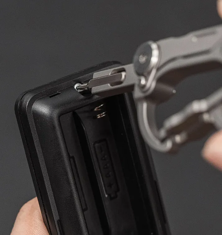 Rovyvon U4 Pro  Carabiner Multitool