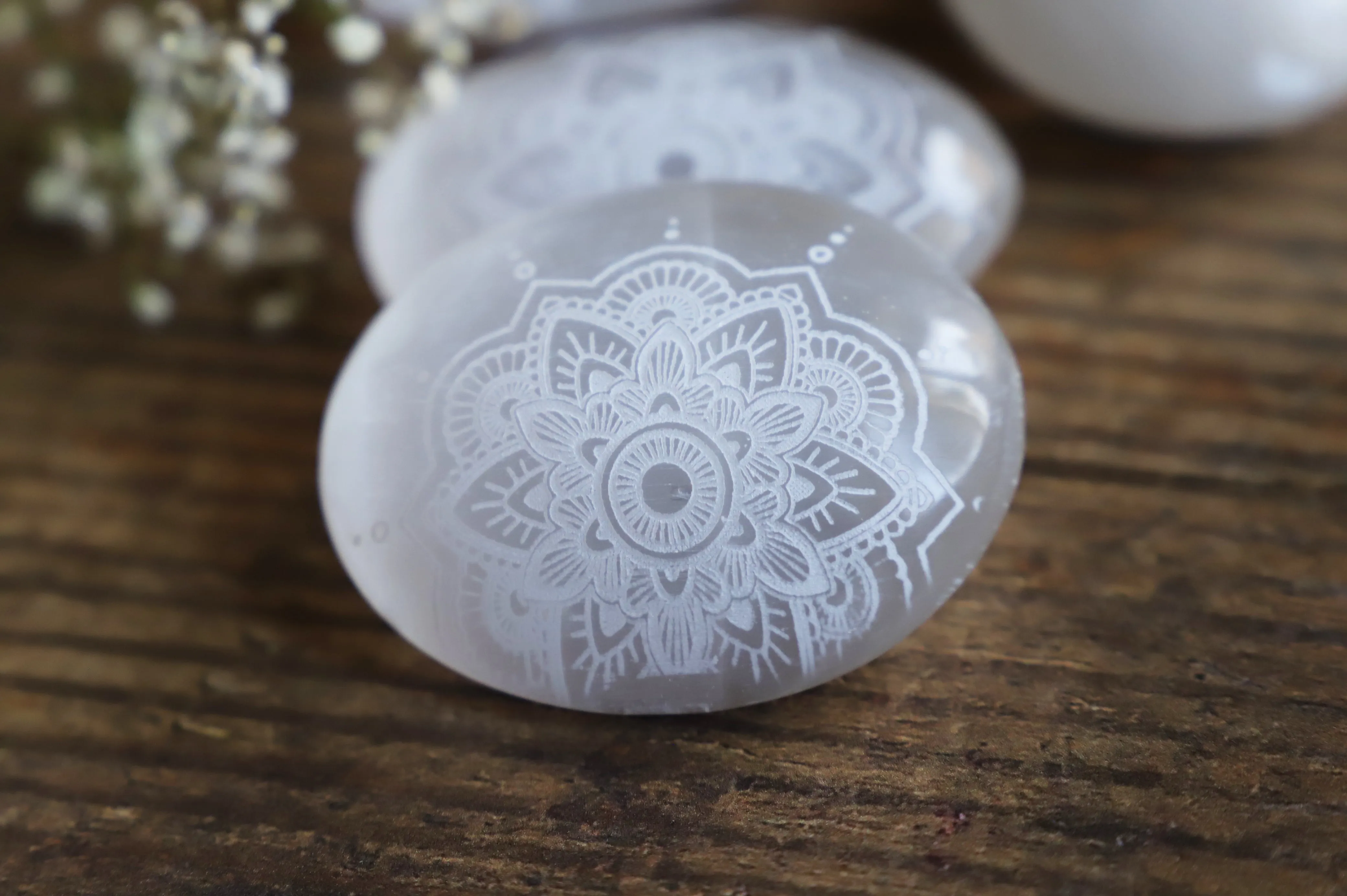 Selenite Mandala palmstone